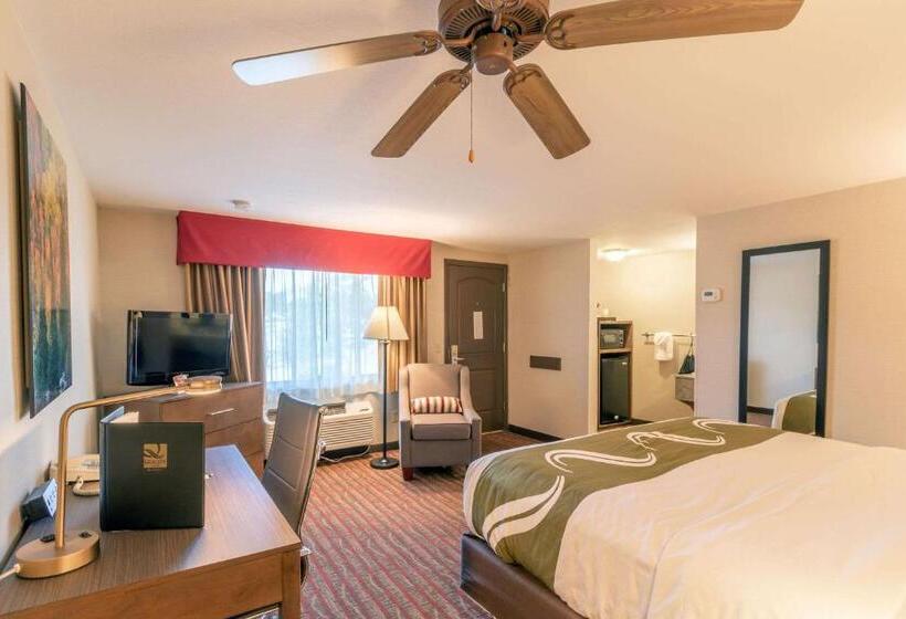 Номер Стандарт с Балконом, Quality Inn Near Rocky Mountain National Park