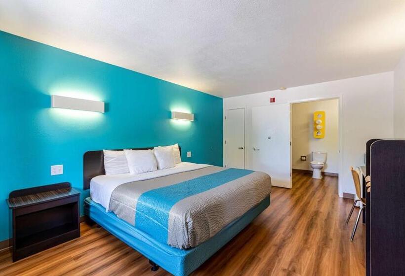 스탠다드 룸 킹사이즈 침대, Motel 6 Georgetown, Tx