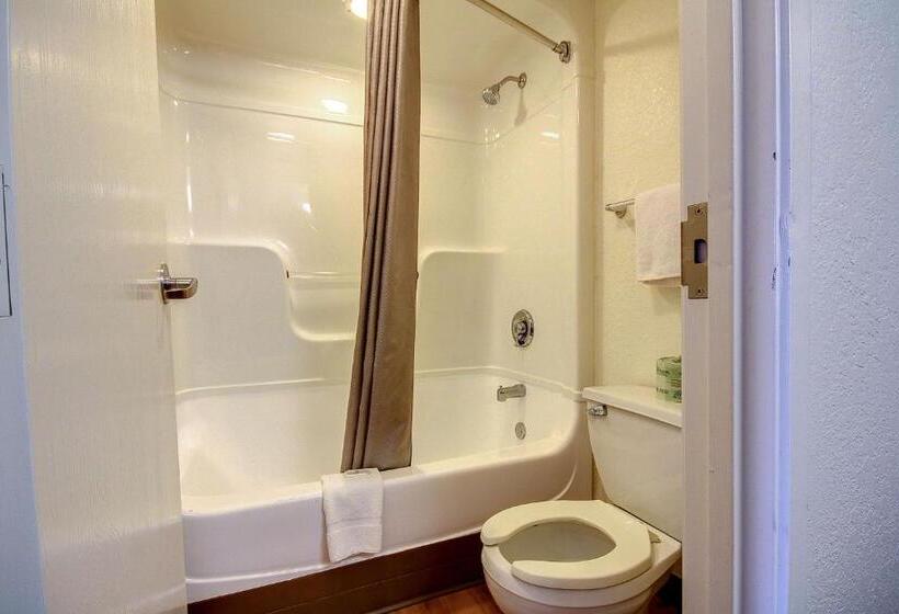 Номер Стандарт, Studio 6 King Of Prussia, Pa   Philadelphia