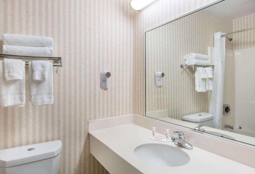 Люкс 2 Спальни, Baymont By Wyndham Bartonsville Poconos