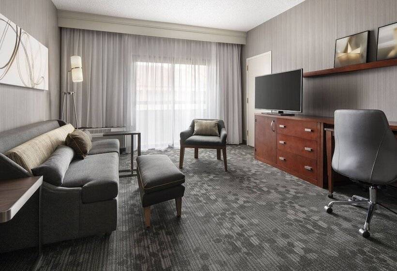 Люкс, Courtyard By Marriott Boulder