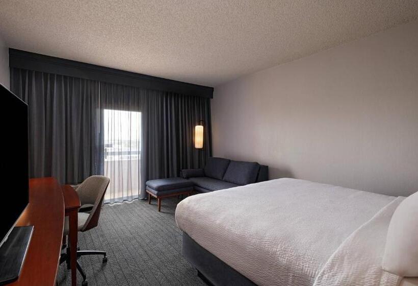 Büyük Çift Kişilik Yataklı Standart Oda, Courtyard By Marriott San Antonio Airport