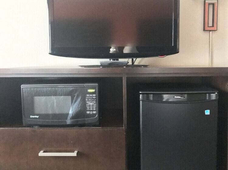 Camera Standard, Hampton Inn Evansville/airport
