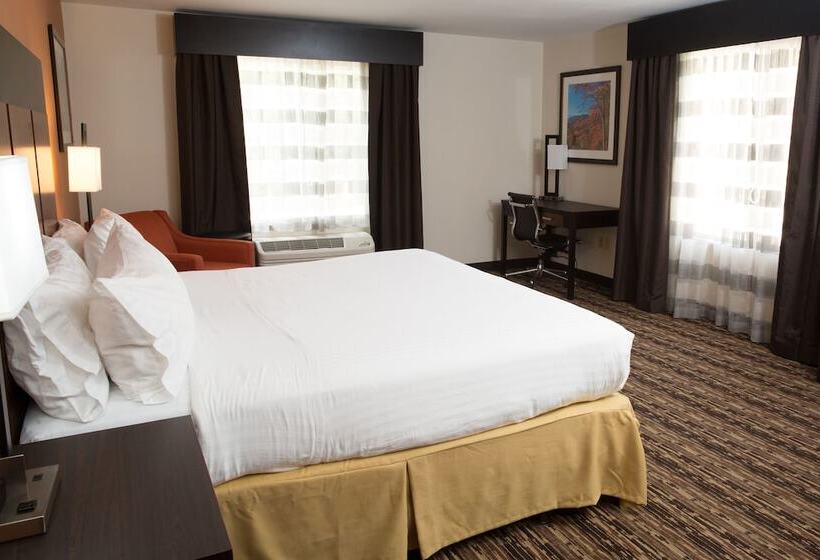 Номер Стандарт, Holiday Inn Express Hotel & Suites Cherokee Casino, An Ihg
