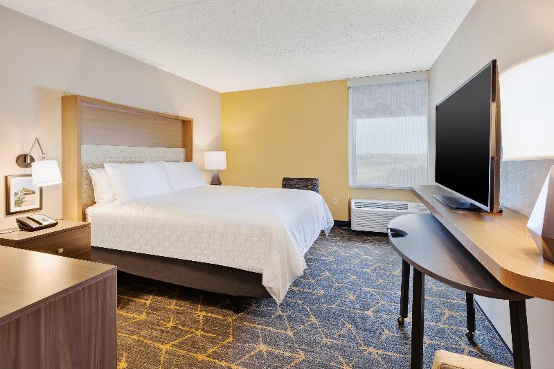 اتاق استاندارد برای معلولان, Holiday Inn Grand Rapids Downtown, An Ihg