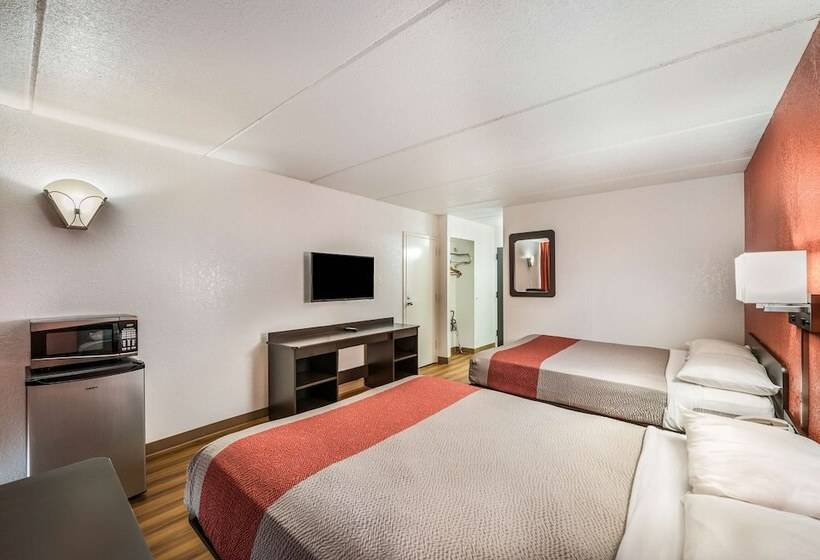 Номер Стандарт 2 Двуспальные Кровати, Motel 6 Henderson, Tx
