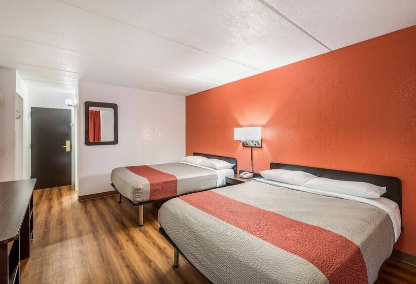 Номер Deluxe, Motel 6 Henderson, Tx