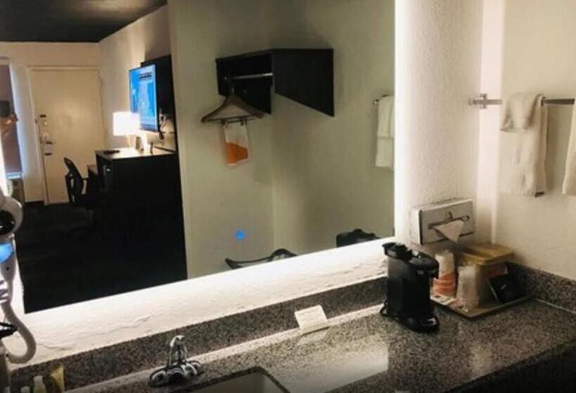 장애인을 위한 스탠다드 룸, Quality Inn At Eglin Afb