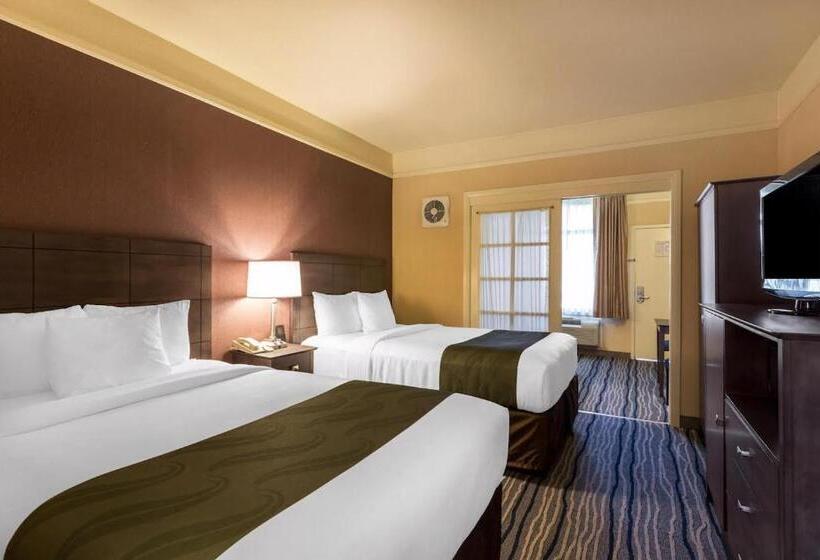جناح, Ramada Suites By Wyndham San Diego