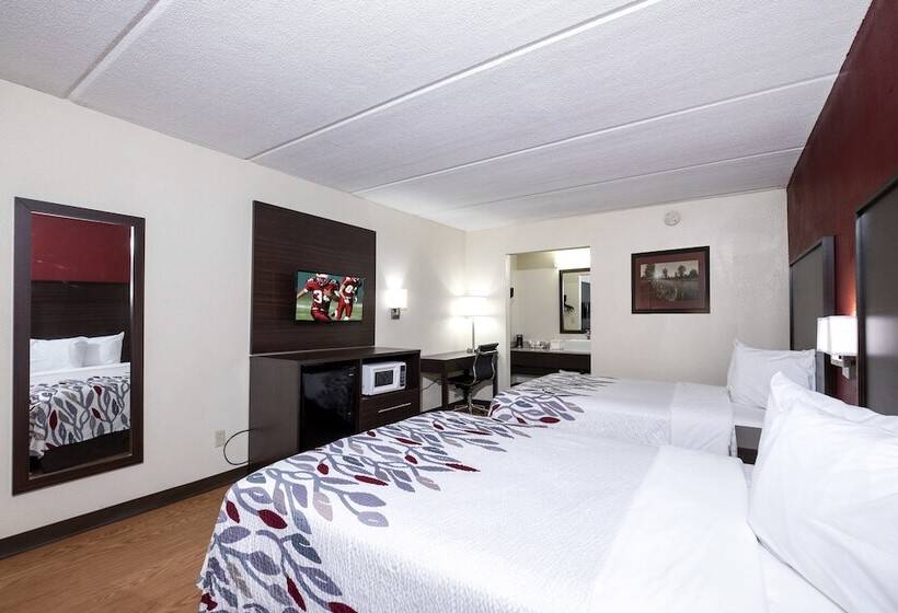 Номер Deluxe, Red Roof Inn Kenly   I 95