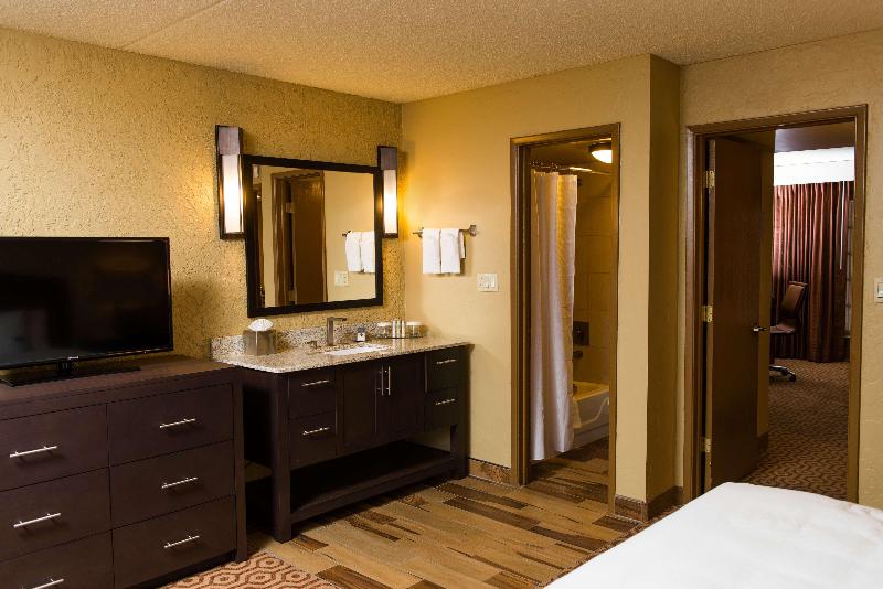 Люкс Кровать Кинг, Doubletree Suites By Hilton Tucson   Williams Center