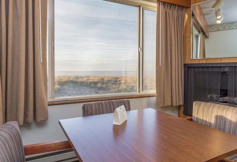스탠다드 룸 킹사이즈 침대, Ebb Tide Oceanfront Inn