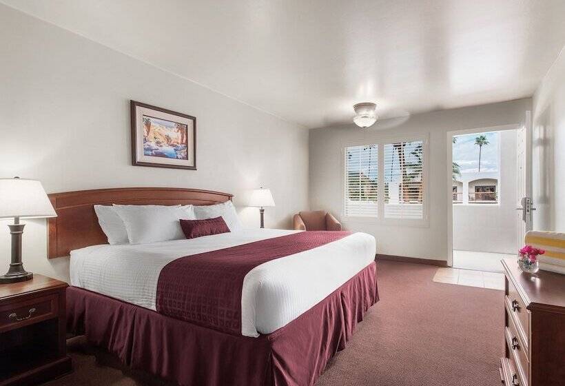 Deluxe-huone Allasnäkymä, Palm Mountain Resort & Spa
