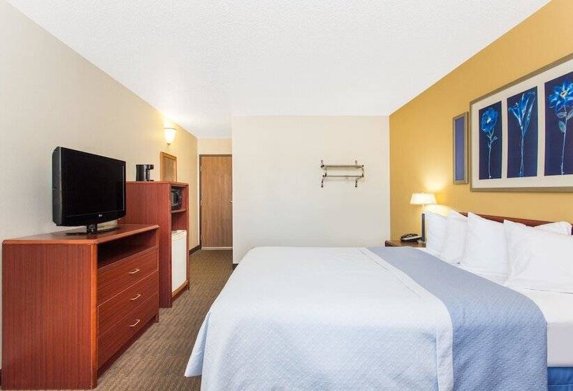 Номер Стандарт Адаптированный для Инвалидов, Days Inn By Wyndham Austin