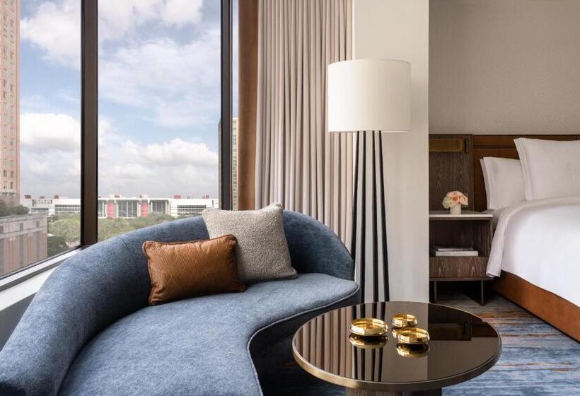 キングサイズベッドのスタンダードルーム, Four Seasons Hotel Houston