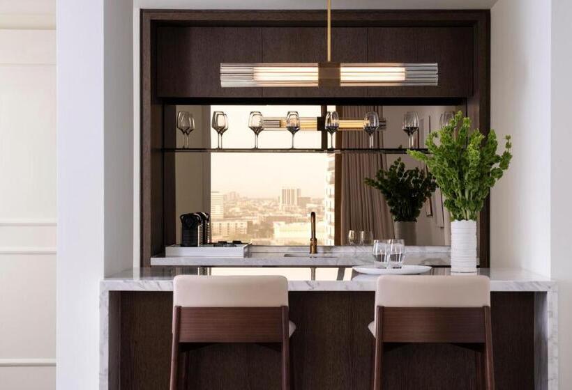 身障者適用スイートルーム, Four Seasons Hotel Houston