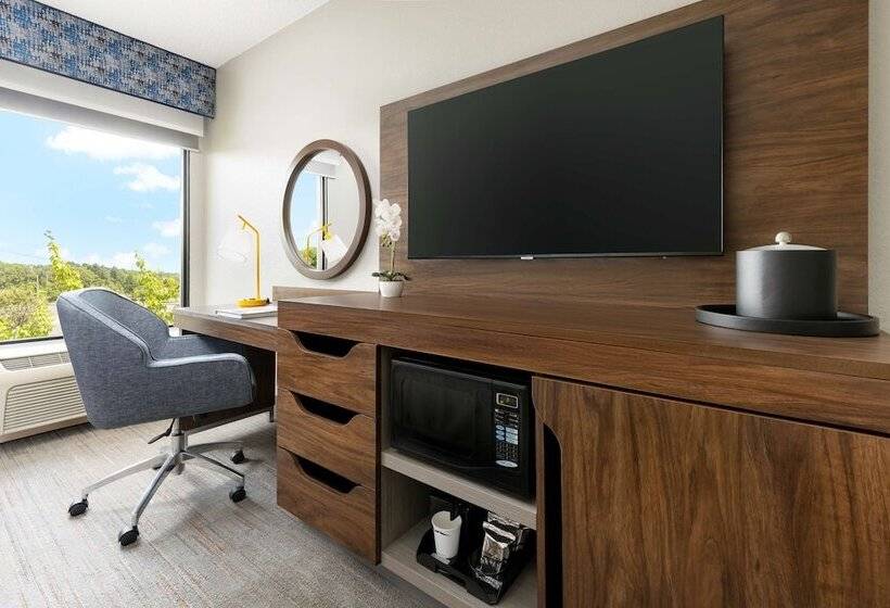 Номер Стандарт 2 Двуспальные Кровати, Hampton Inn Long Island/islandia