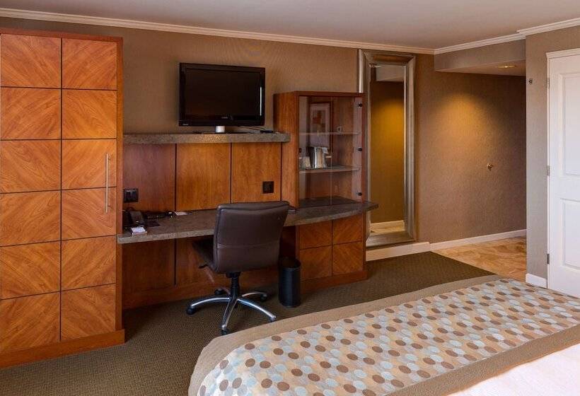 주니어 스위트, Doubletree By Hilton Akron Fairlawn