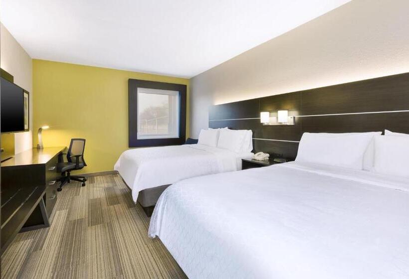 Номер Стандарт, Holiday Inn Express Detroit Warren/general Motors Technology Center, An Ihg