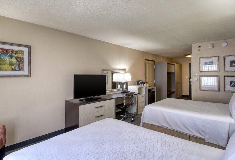 Quarto Standard 2 Camas Casal, Holiday Inn & Suites Atlanta Airport North, An Ihg