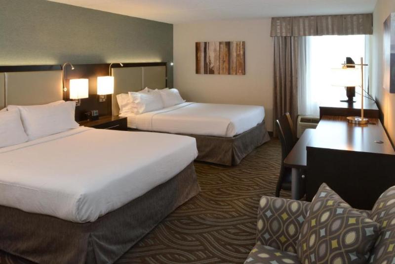 Номер Стандарт Адаптированный для Инвалидов, Holiday Inn Youngstown South   Boardman, An Ihg
