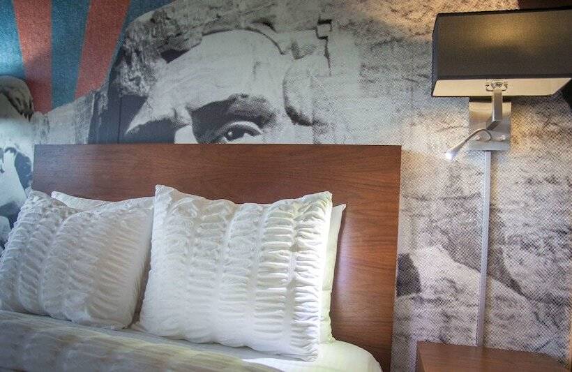 Номер Стандарт 2 Двуспальные Кровати, The Rushmore Hotel & Suites; Bw Premier Collection
