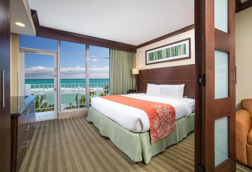 Люкс с Видом, Newport Beachside Hotel & Resort