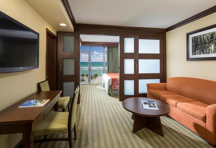 2 Bedrooms Suite Sea View, Newport Beachside Hotel & Resort