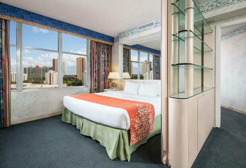 Люкс Классика, Newport Beachside Hotel & Resort