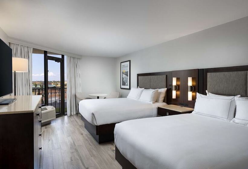 Номер Стандарт 2 Двуспальные Кровати, Hilton Galveston Island Resort