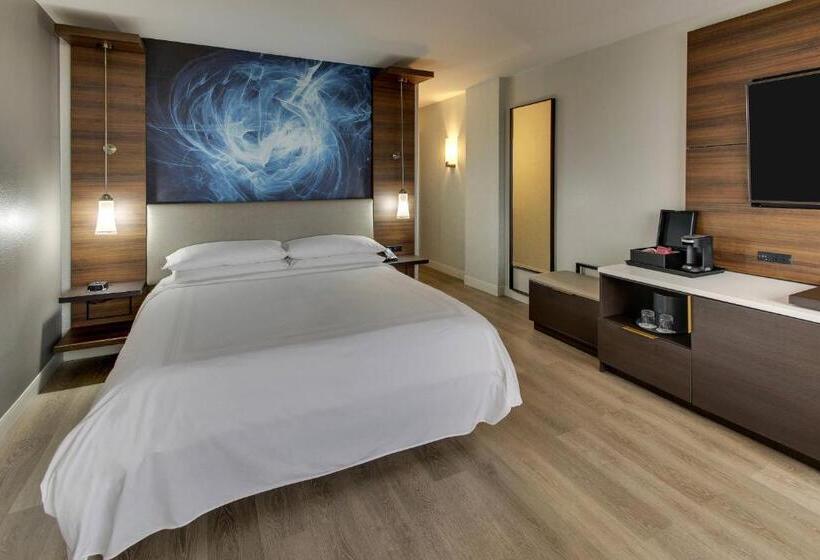 장애인을 위한 킹사이즈 침대 스탠다드 룸, Huntsville Marriott At The Space & Rocket Center