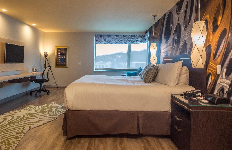 장애인을 위한 스탠다드 룸, Motel 6 Phoenix, Az   Midtown