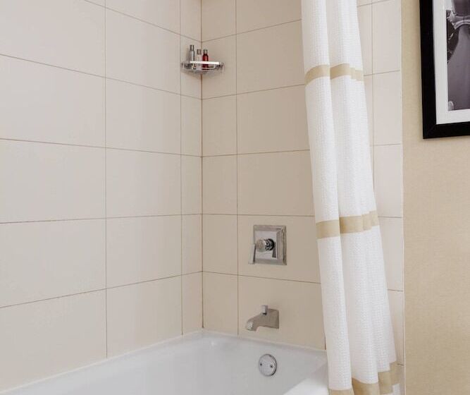 Номер Стандарт 2 Двуспальные Кровати, Long Island Marriott