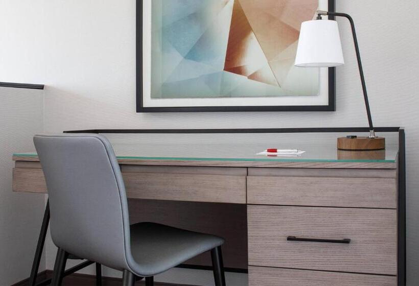 스위트 킹사이즈 침대, Minneapolis Marriott City Center