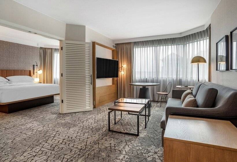 Люкс, Sheraton Suites Wilmington Downtown