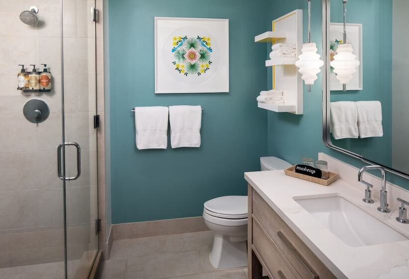 Номер Классика Двуспальная Кровать, The Alfond Inn