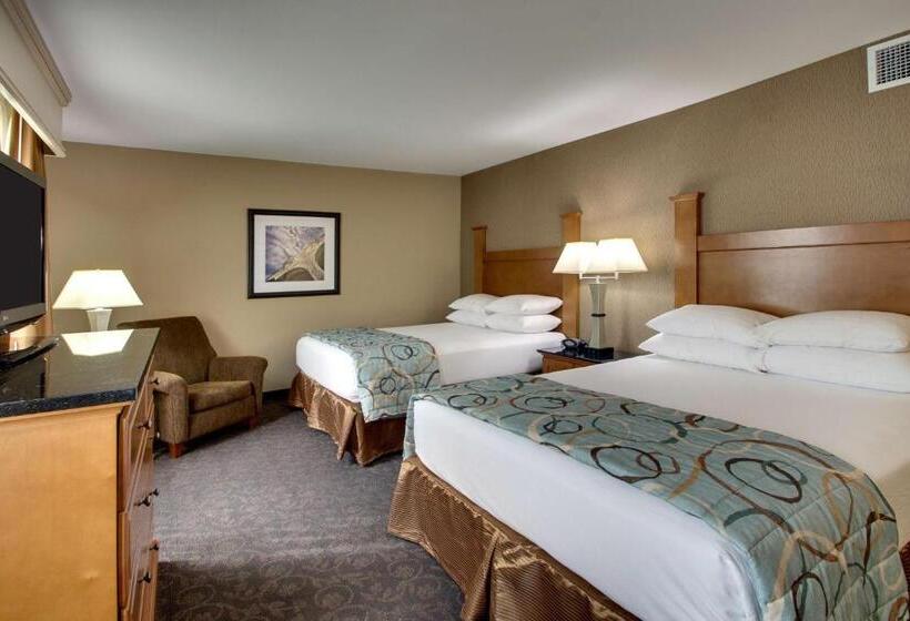 Номер Deluxe, Drury Plaza Hotel Broadview Wichita