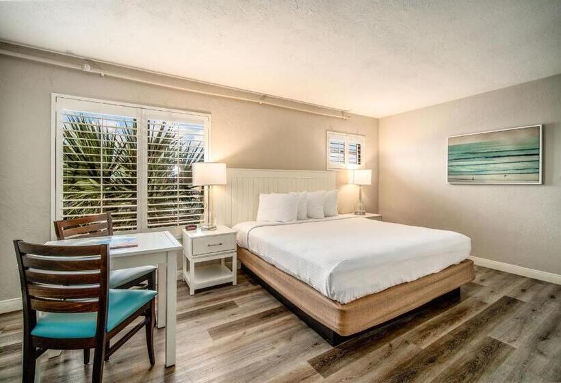 غرفة قياسية سرير كينج, Perry S Oceanedge Resort