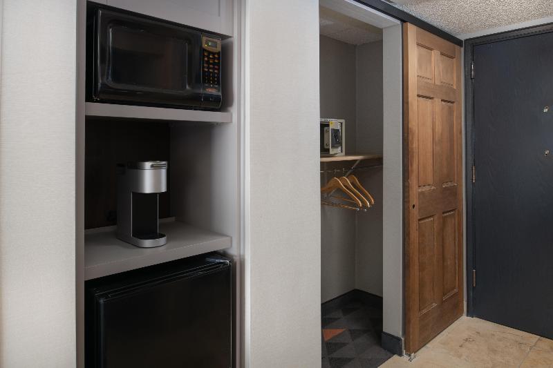 Номер Стандарт Адаптированный для Инвалидов, Holiday Inn Portland   Columbia Riverfront, An Ihg