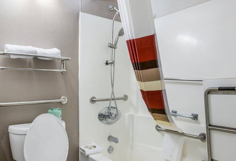 Номер Deluxe Адаптированный для Инвалидов, Red Roof Inn Savannah   Richmond Hill I 95