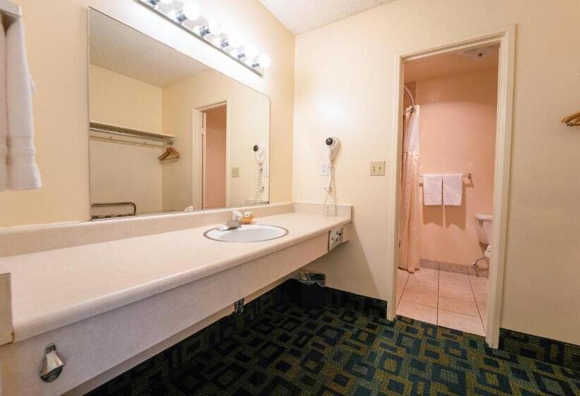 Стандартный Номер Кровать Кинг, Royal Plaza Inn