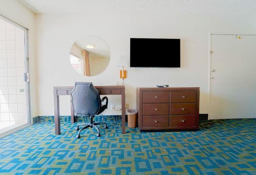 Quarto Estandar Cama King, Royal Plaza Inn
