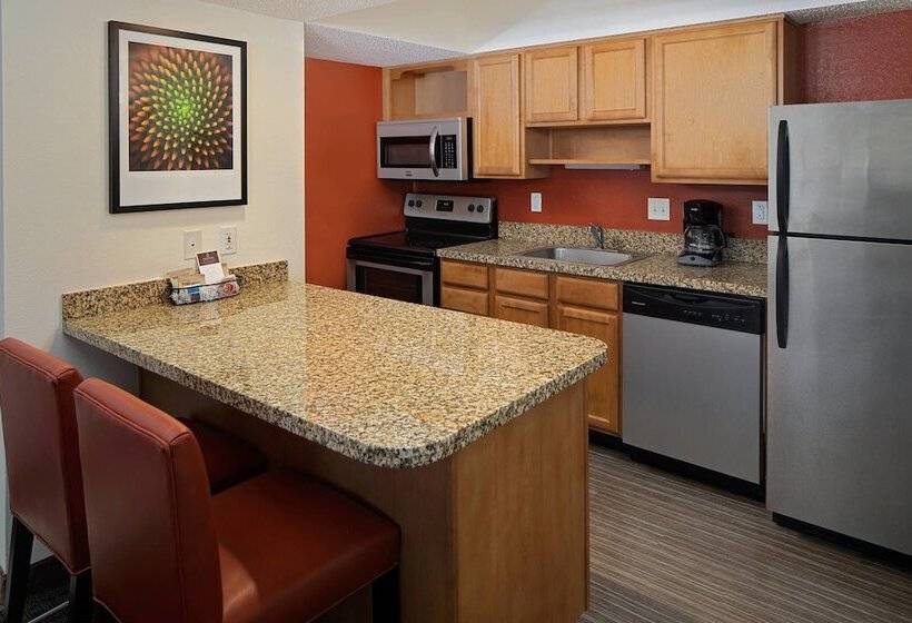 ペントハウススイート, Residence Inn Richmond West End