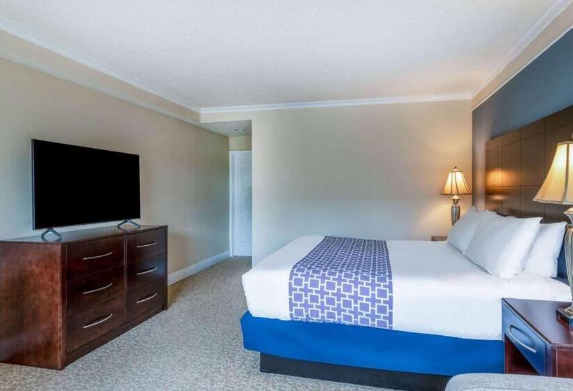 Номер Стандарт Кровать Кинг Адаптированный для Инвалидов, Safety Harbor Resort & Spa Trademark Collection By Wyndham
