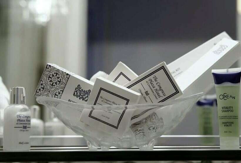 جناح, Congress Plaza Hotel Chicago