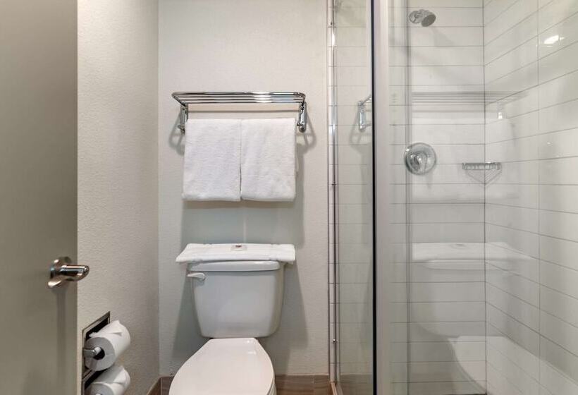 Quarto Deluxe, Comfort Inn & Suites Tigard Near Washington Square