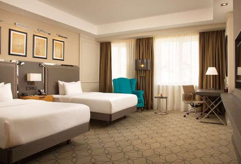 Номер Стандарт 2 Двуспальные Кровати, Hilton St. Petersburg Bayfront