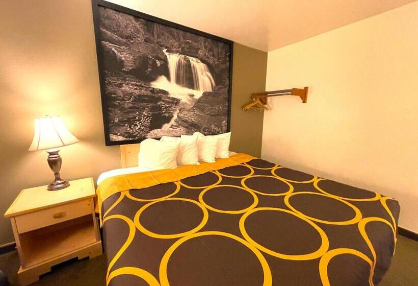 Люкс Deluxe Кровать Кинг, Fairbridge Inn & Suites Moscow   Pullman