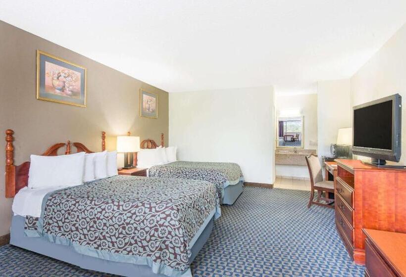 장애인을 위한 스탠다드 룸, Days Inn By Wyndham Arlington Pentagon