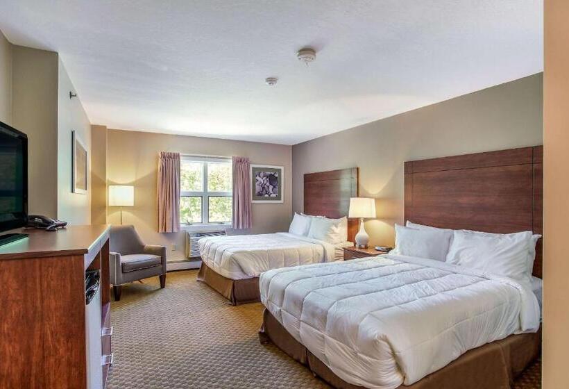 Номер Стандарт 2 Двуспальные Кровати, Quality Inn & Suites